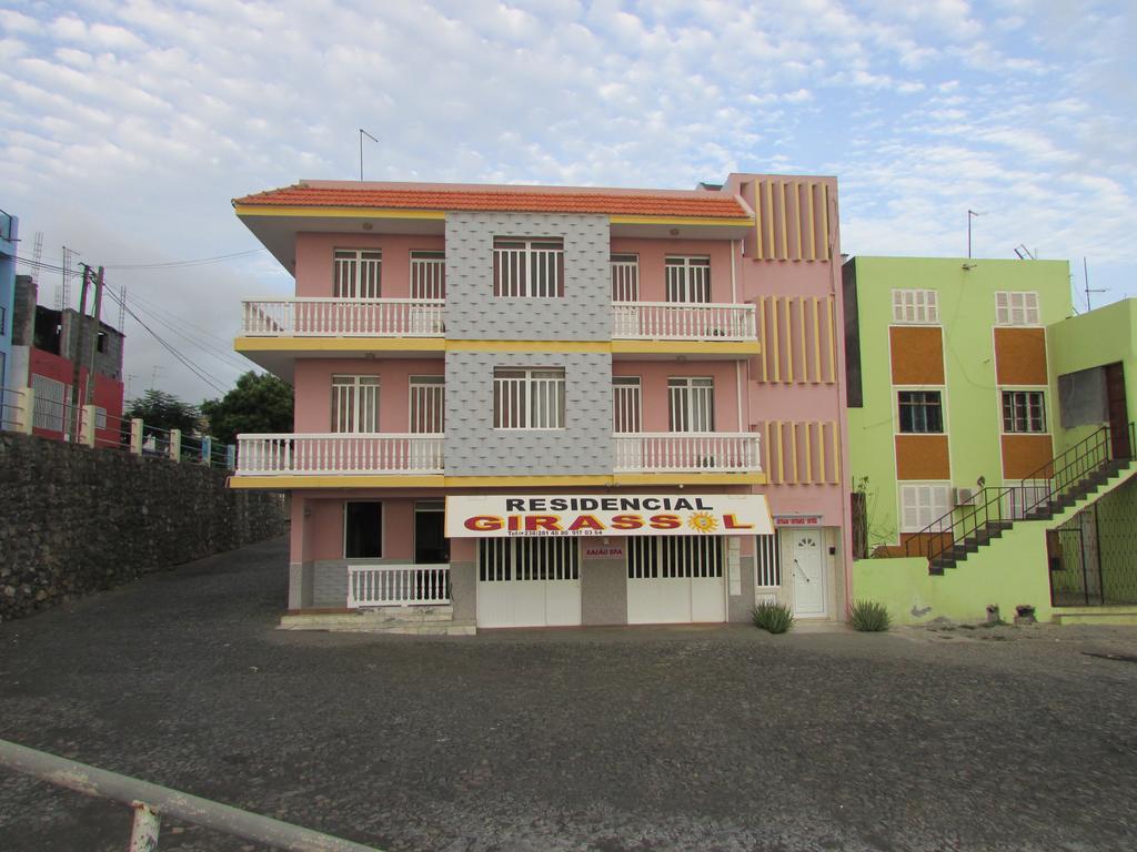 Residencial Girassol, Lda Bed & Breakfast São Filipe Exterior foto