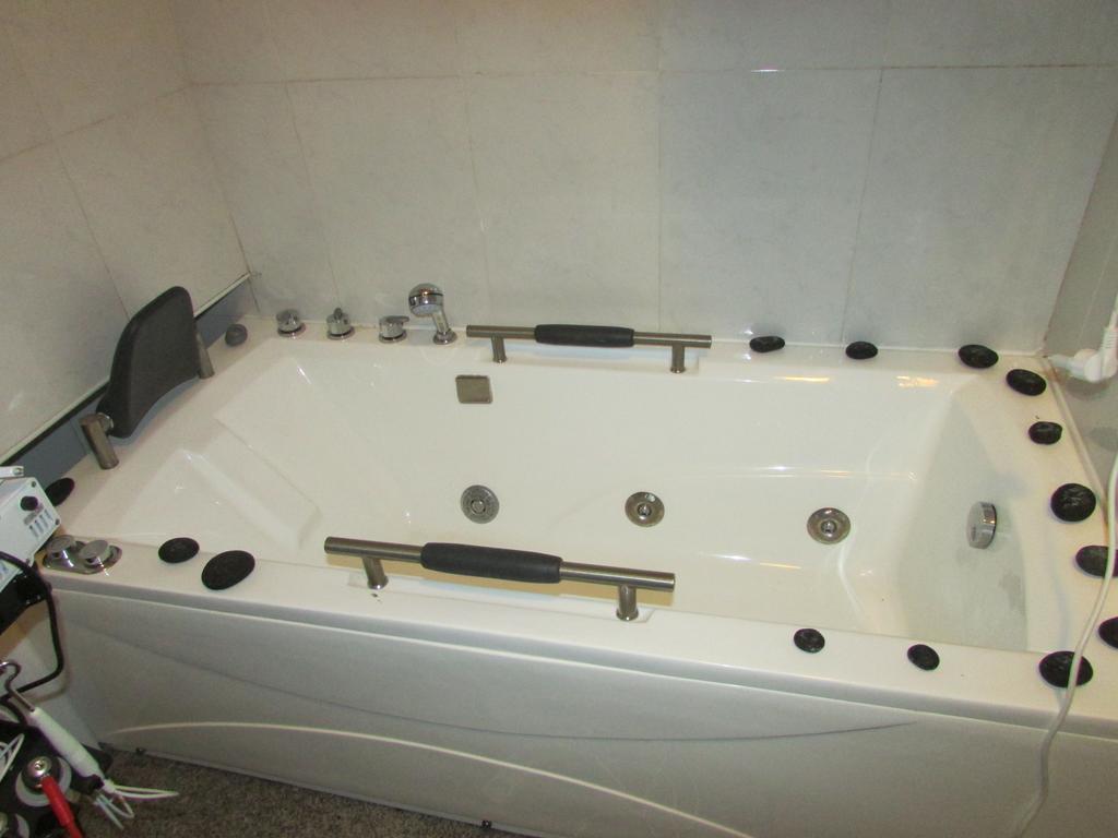 Residencial Girassol, Lda Bed & Breakfast São Filipe Exterior foto