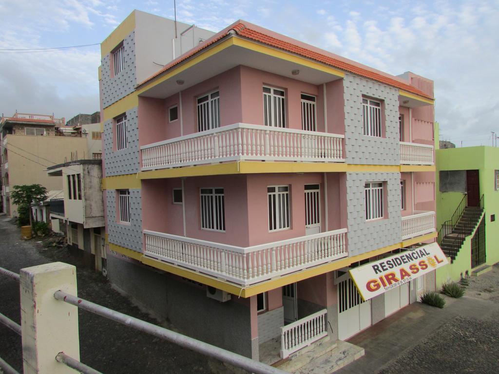Residencial Girassol, Lda Bed & Breakfast São Filipe Exterior foto